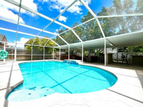 Private Oasis Retreat Heated Pool Hot Tub Beaches